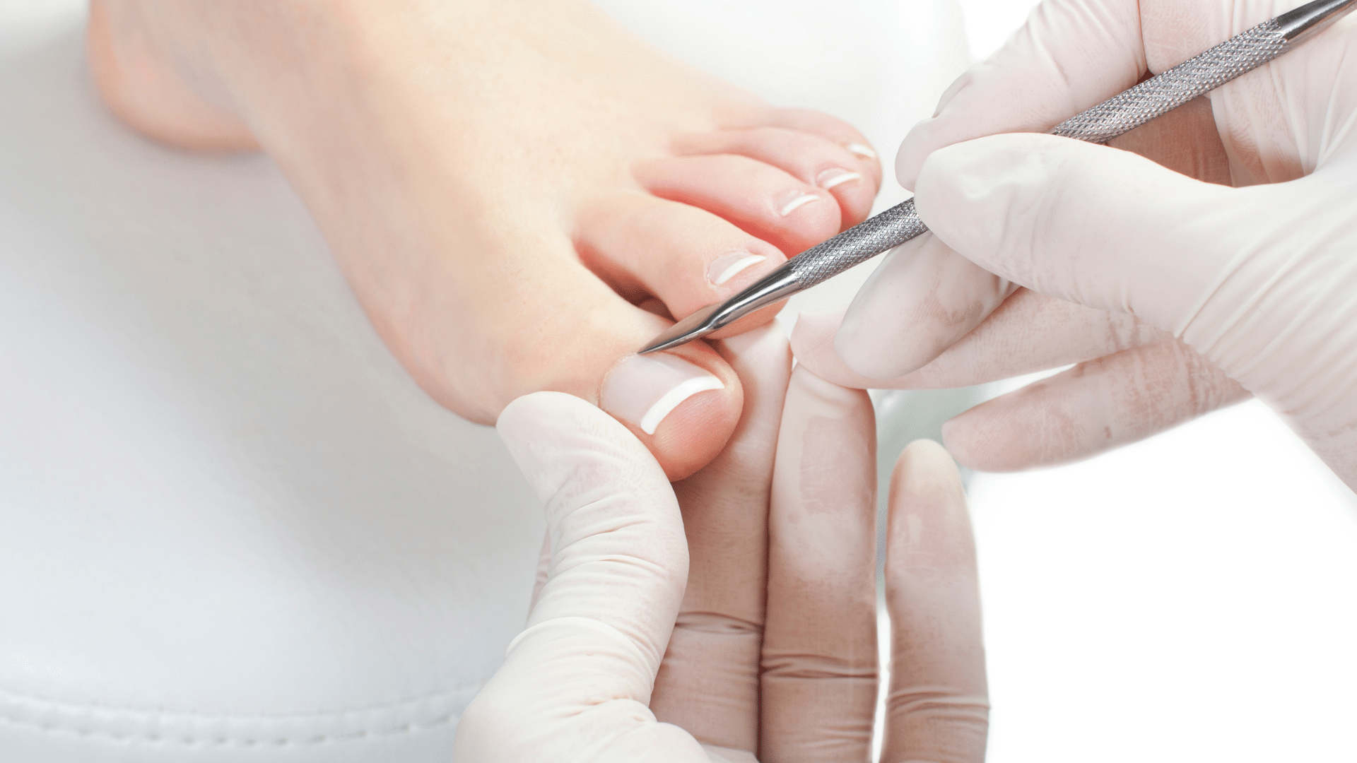 Belastungen im Alltag_ Schuhe, Druckstellen und trockene Haut