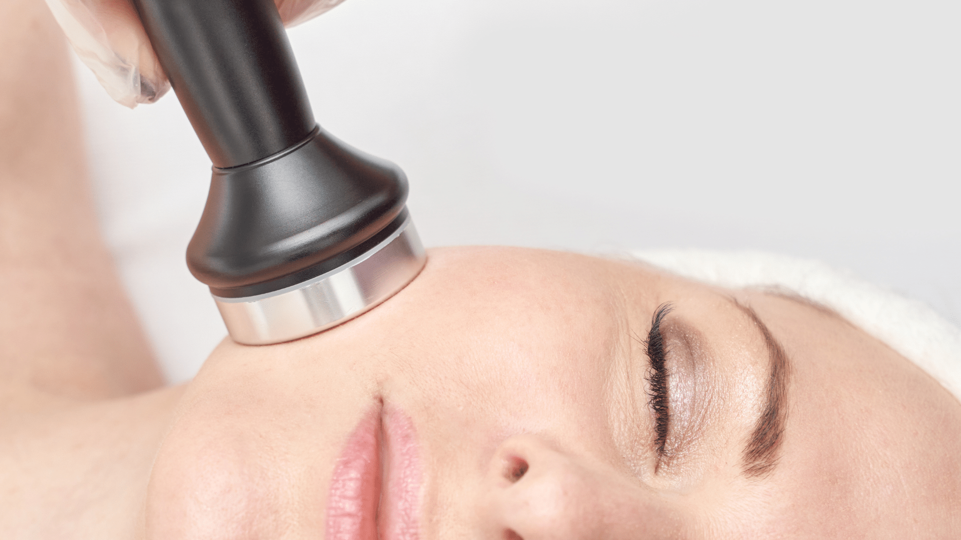 Diodenlaser in Nahaufnahme bei der Haarentfernung